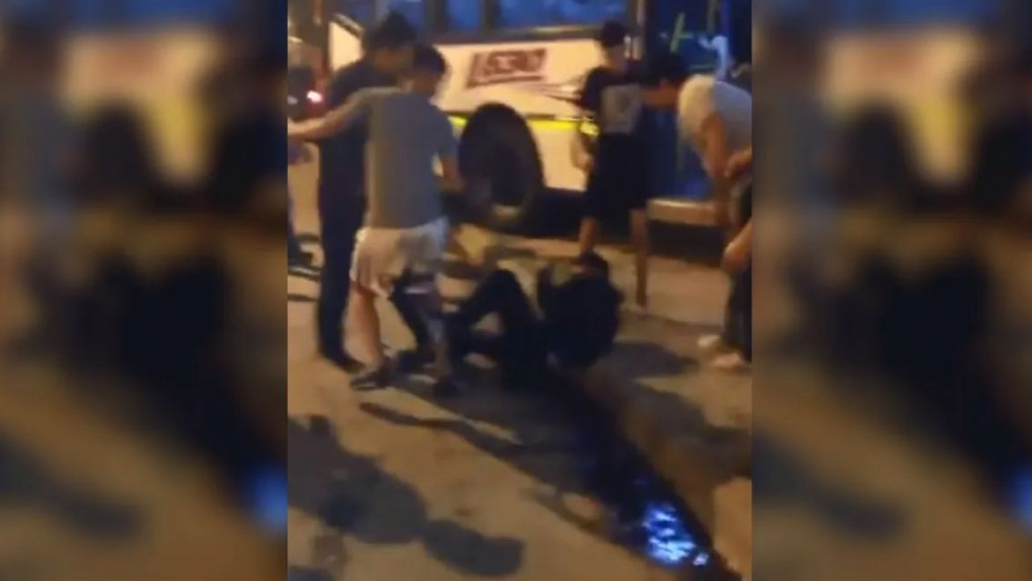 Cansados de la inseguridad vecinos de Palpalá casi linchan un delincuente: Lo salvó la policía