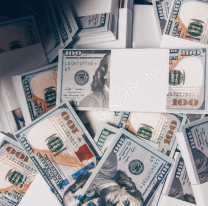 A norteño le robaron 10 mil dólares y acusa a su empleada