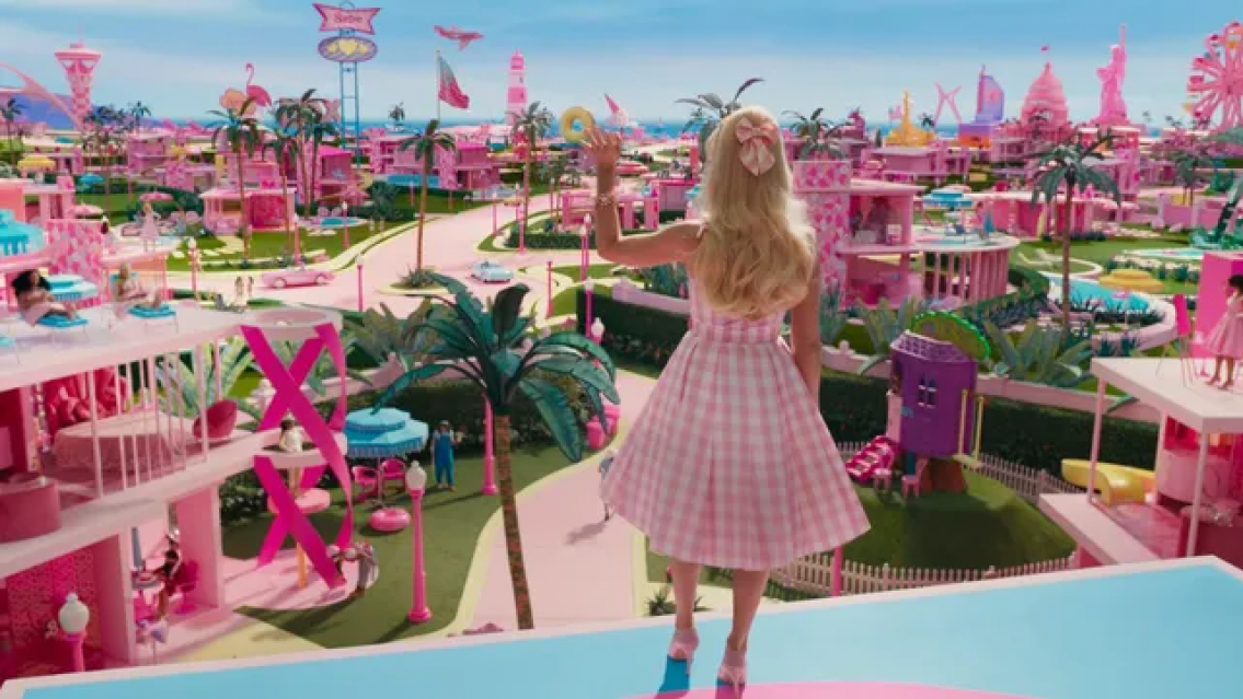 Furor por Barbie, la mu�eca cumple 65 a�os con infinidad de modelos y una s�per peli