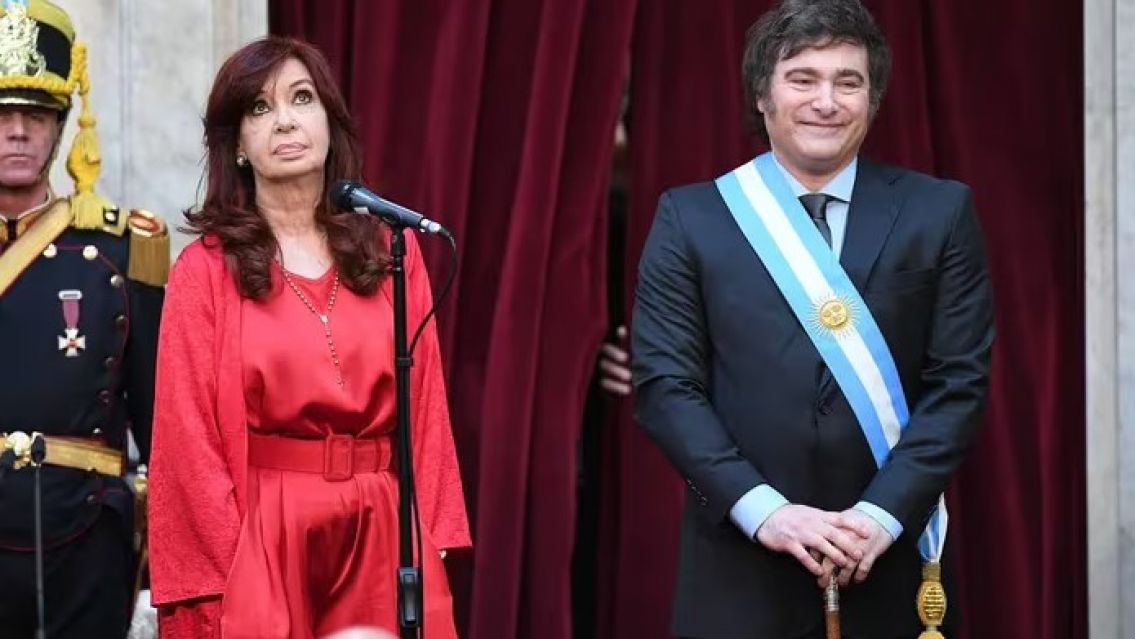 El ins�lito mensaje de Javier Milei a Cristina Kirchner: "Acabo de..."
