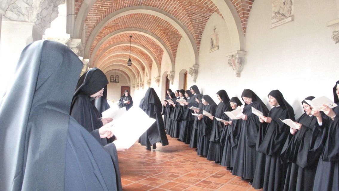 Monstruo se metió a un hogar de monjas y le hizo lo peor a una hermana de 80 años