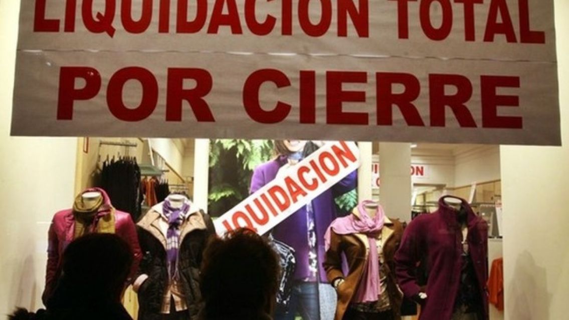 Cientos de juje�os quedaron en la calle: �Qu� pas�?