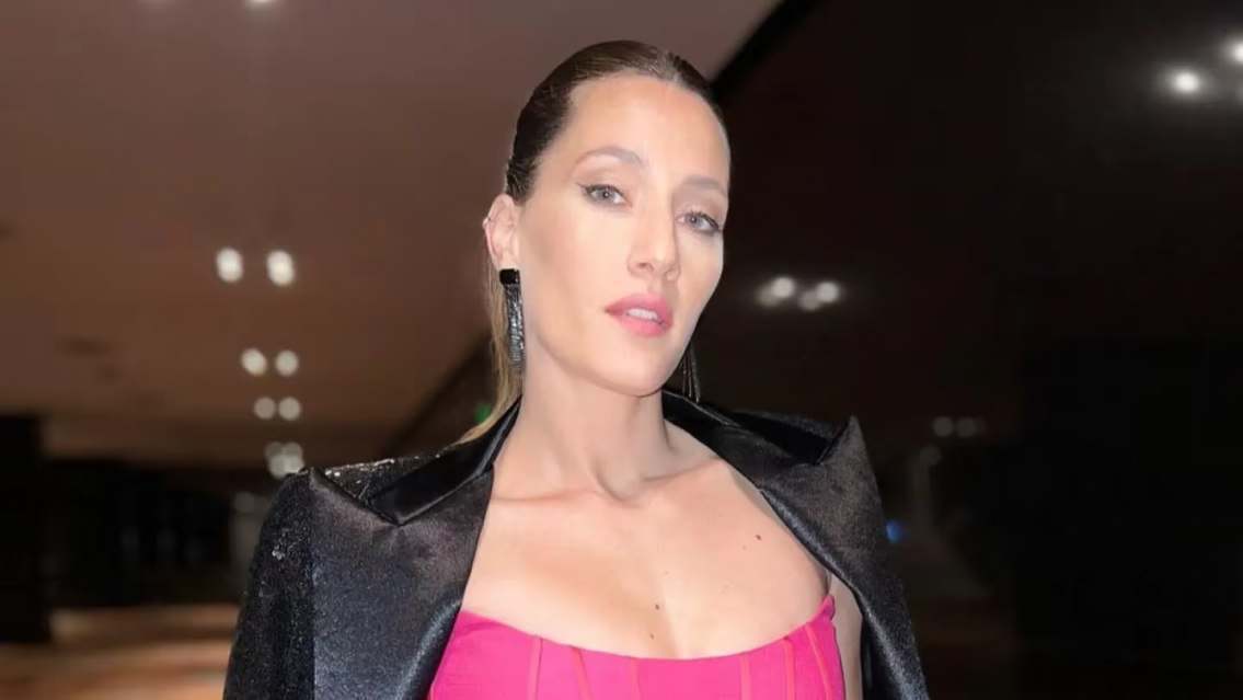 "¡No da, desubicada!", le quisieron soplar el novio a Mica Viciconte y puso su peor cara