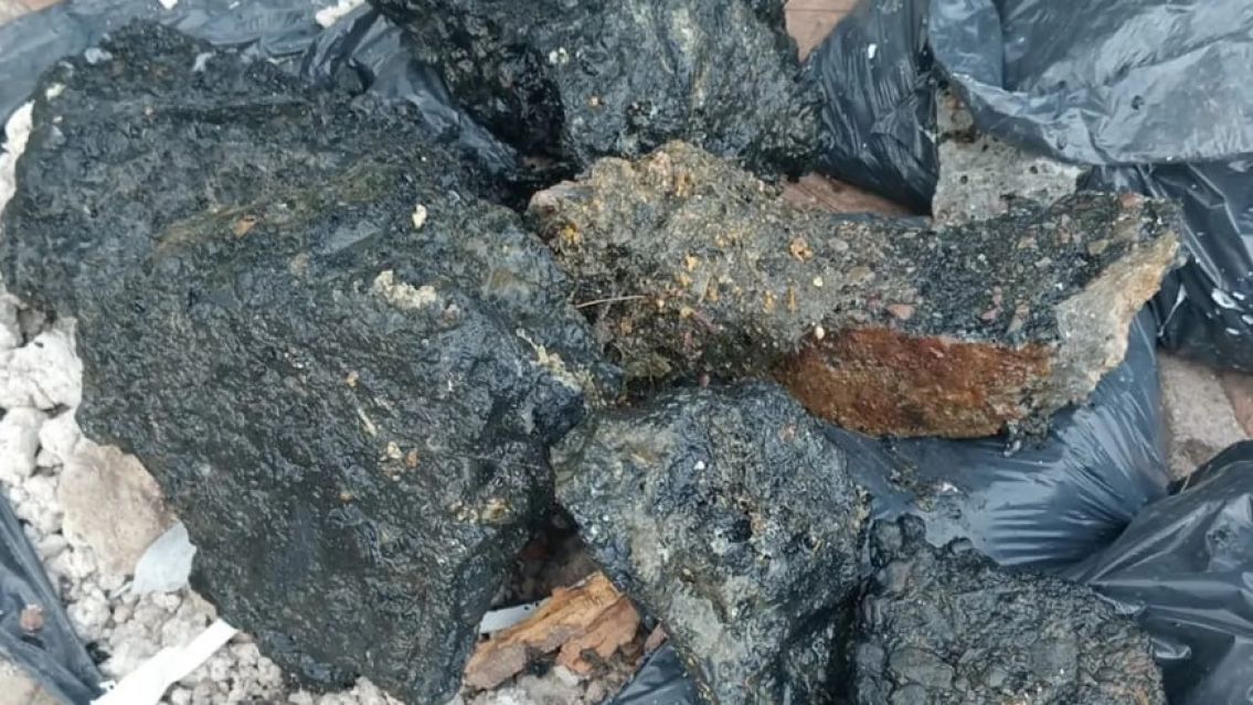 Denuncian que tiraron escombros en las cloacas de Palpal�