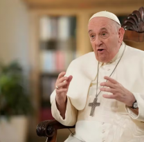 "Decidimos juntos que sería mejor para él no vivir escondido", el Papa y el matrimonio igualitario