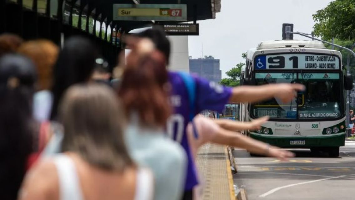 Quitaron subsidios de transporte en el AMBA: El pasaje llegará a los $1200