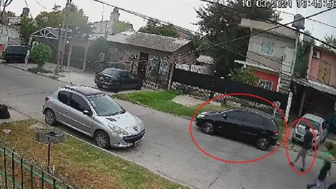 Buscan a un hombre que pis� a un chico de 10 a�os con el auto y le fractur� la pierna