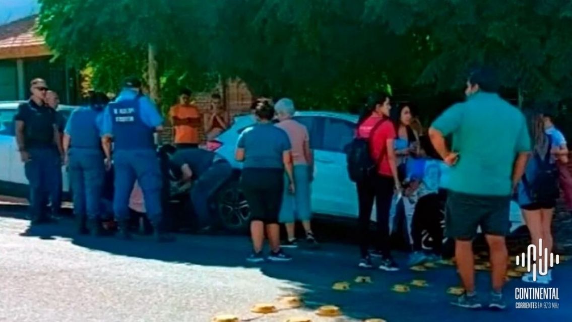 Lo dejaron encerrado en el auto en medio del calor: falleció un nenito de 3 años