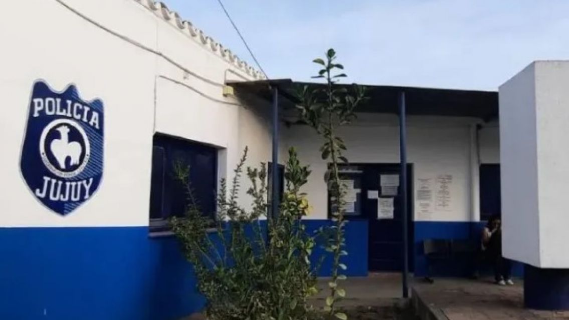 Se acerc� un hombre, y ella pens� que era un cliente m�s: sufri� un brutal asalto