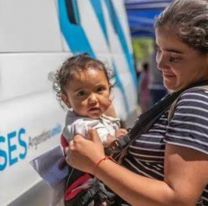 Confirmaron el aumento de la AUH y la Tarjeta Alimentar: cuánto cobrarán