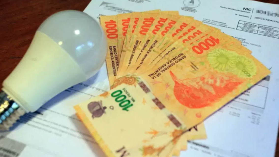 Advierten que miles de jujeños usarían más de la mitad del sueldo para pagar la luz