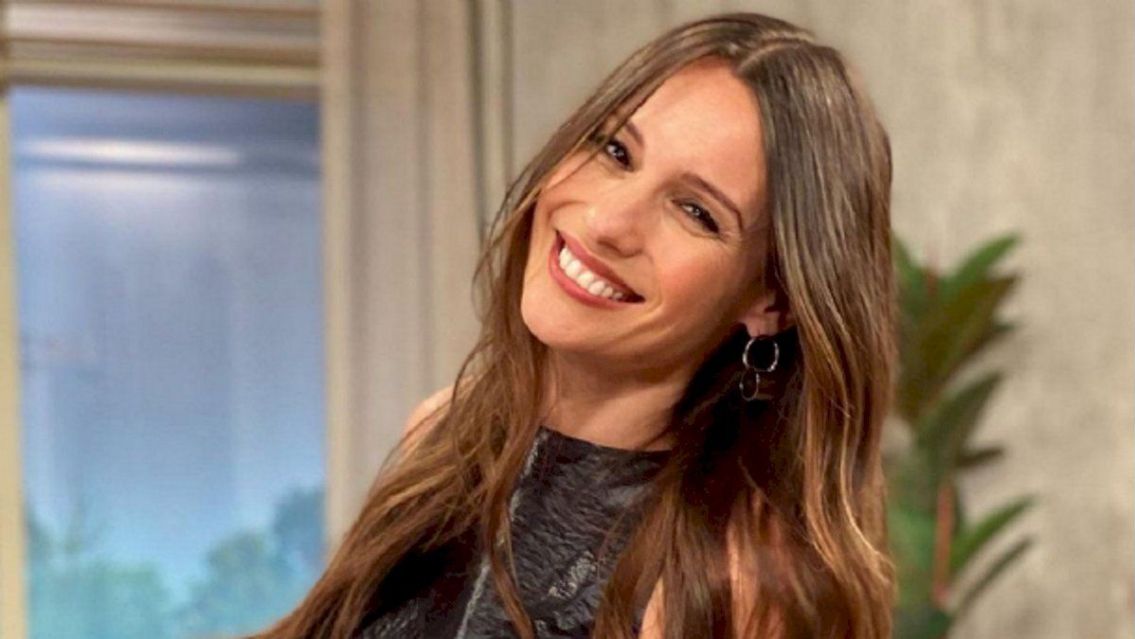 Pampita se va del pa�s: La dr�stica decisi�n que tom�