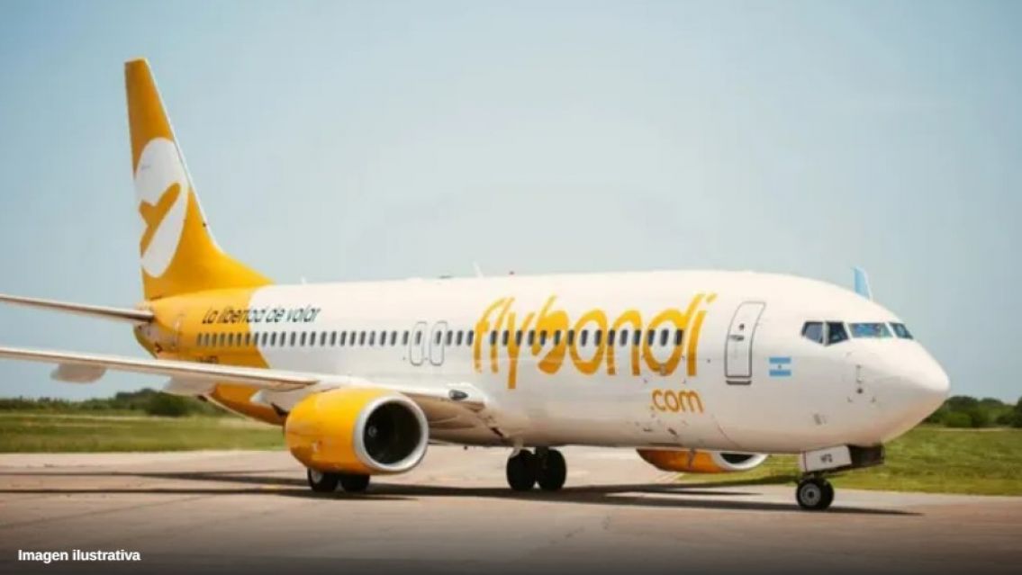 Flybondi es la compañía aérea de todo el mundo con mayor porcentaje de vuelos cancelados