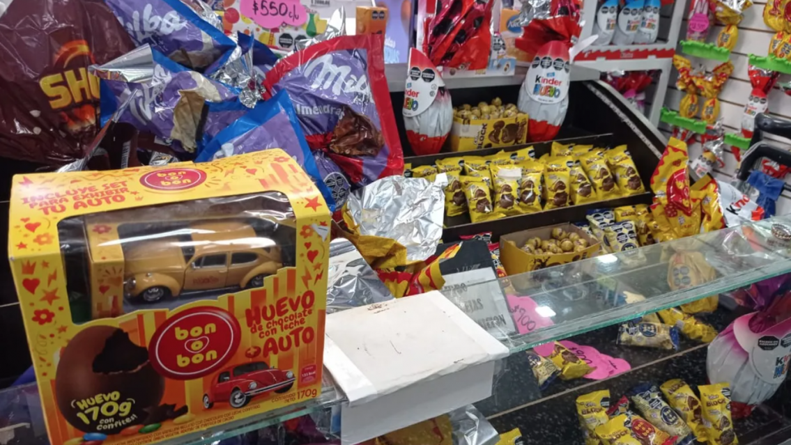 La crisis se siente: Comerciantes de Jujuy ofrecen huevos de Pascua en cuotas