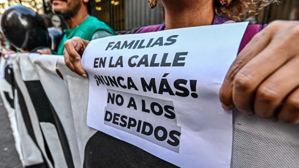 ATE advierten que 11 mil empleados públicos se quedaron sin trabajo