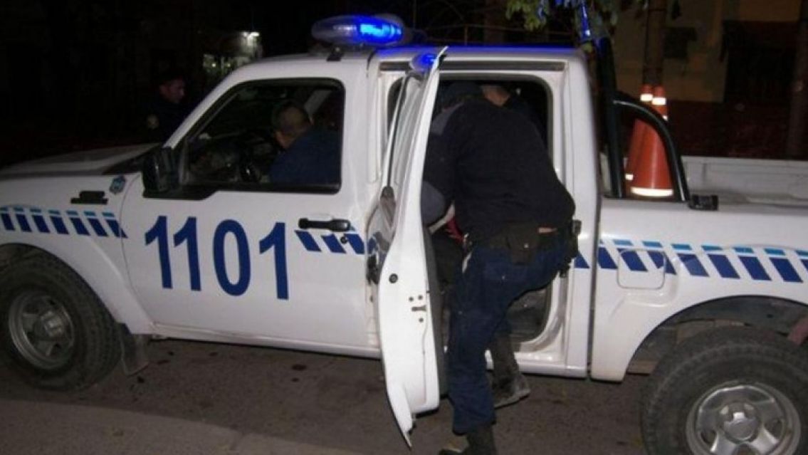 Polic�a norte�o retirado, sali� a caminar y se encontr� con la muerte: "Dos pitbulls"