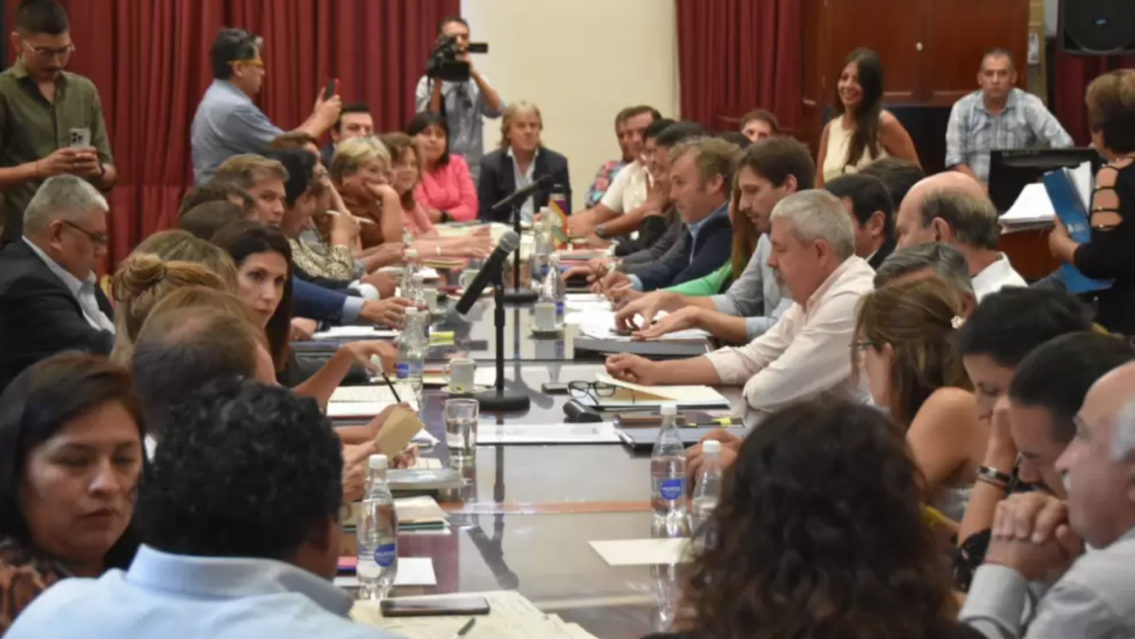 Avanza en la Legislatura de Jujuy el tratamiento del proyecto de Emergencia Econ�mica