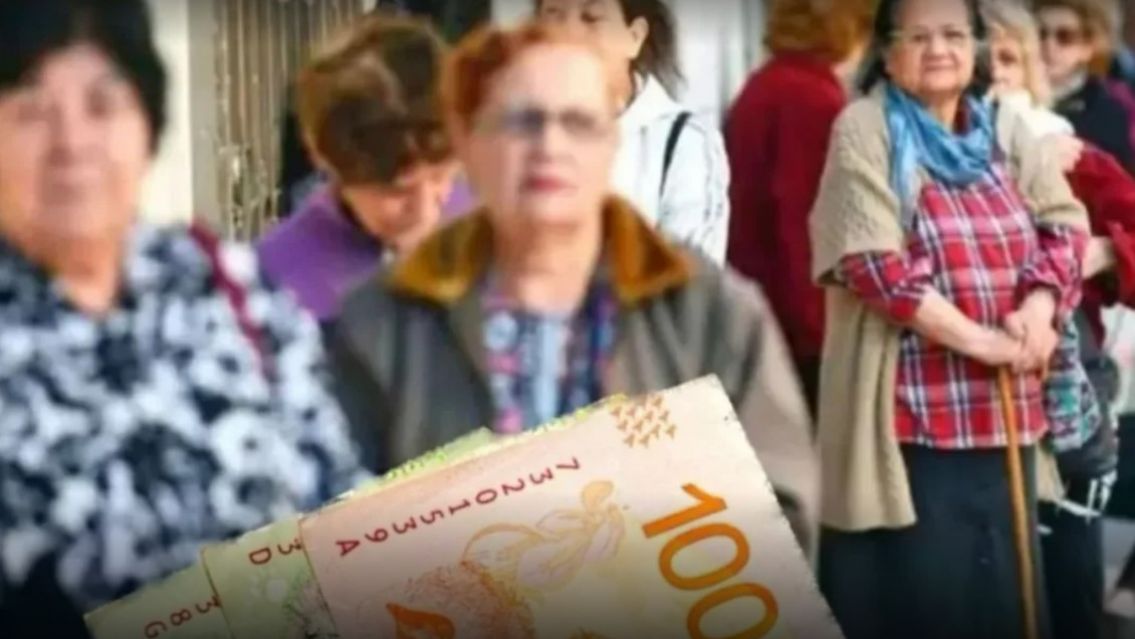 Quiénes son los jubilados que no cobrarán el bono de $70.000 de ANSES en abril
