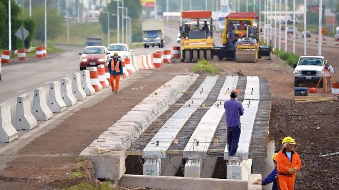 El Gobierno Nacional negocia obras p�blicas a cambio de acompa�amiento a la Ley Bases