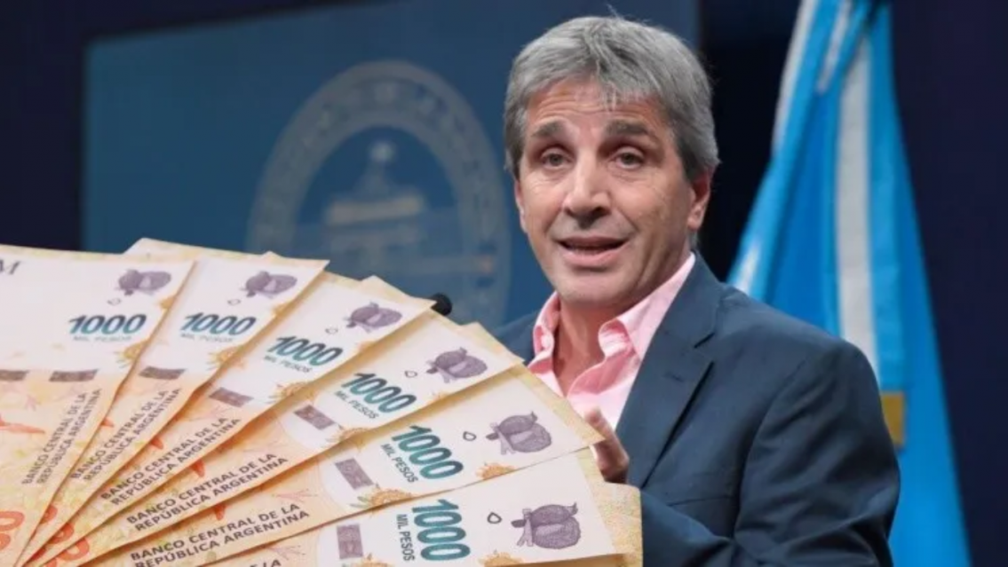 Luis Caputo adelantó que la inflación de marzo seguirá siendo de dos dígitos