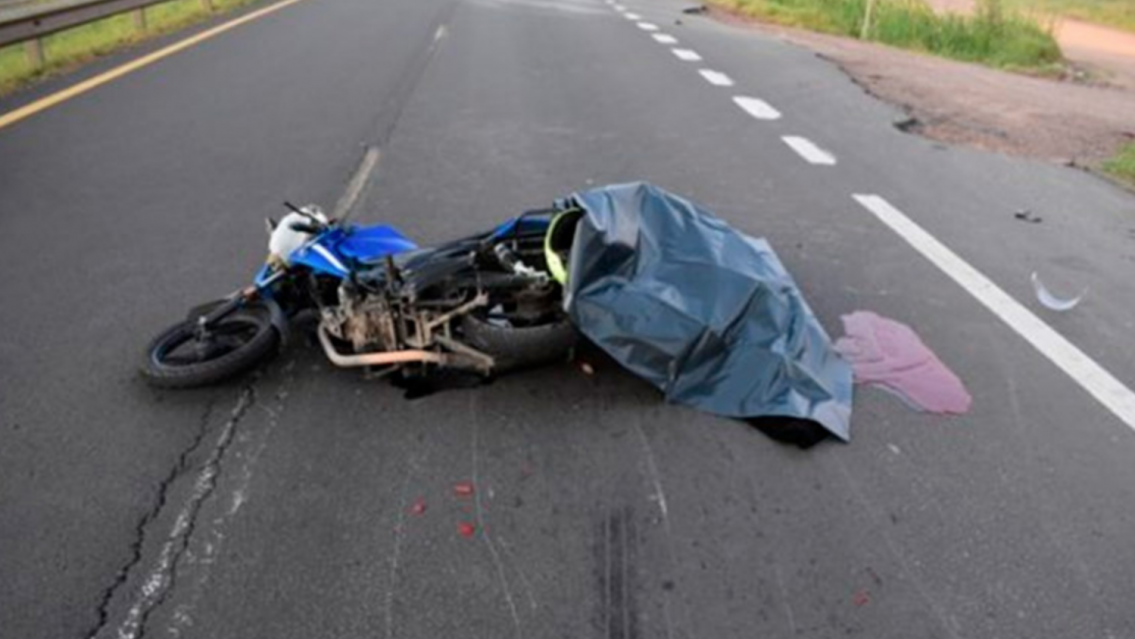 Accidente fatal en Jujuy: motociclista machado mató a un hombre en Av. Fascio