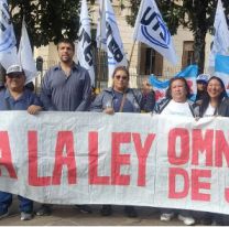 Organizaciones sociales convocan a una marcha contra la Ley Omnibus para mañana