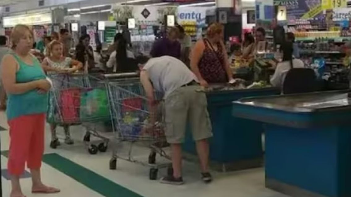 Aumenta el límite para sacar efectivo en comercios: cuánto se puede retirar