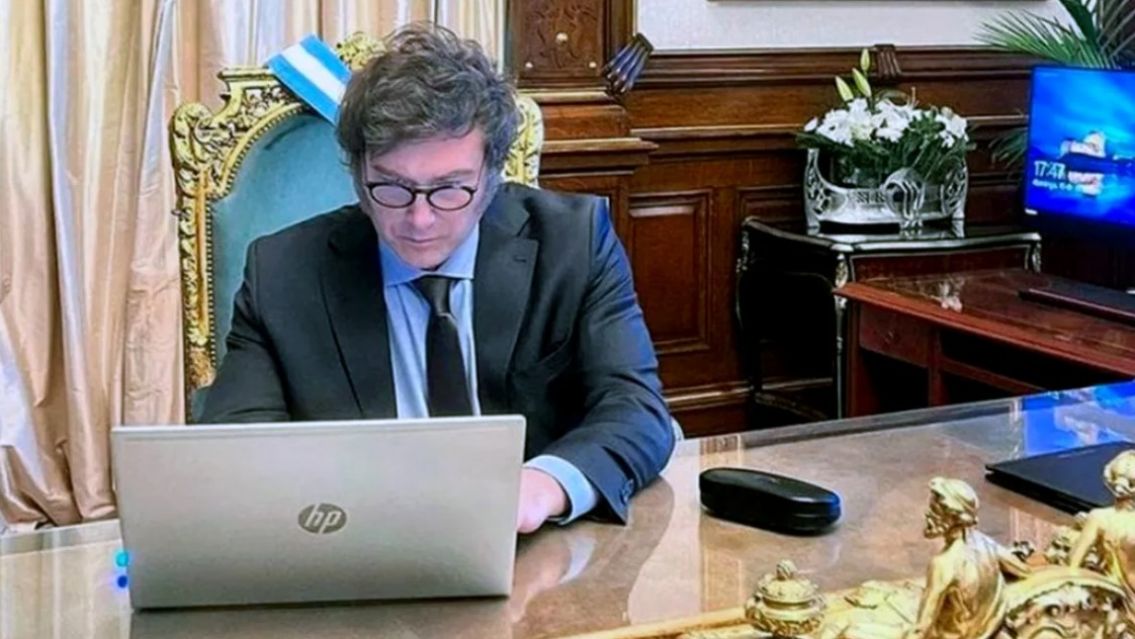 Naci�n envi� el primer borrador de la nueva Ley de Bases y apura a gobernadores