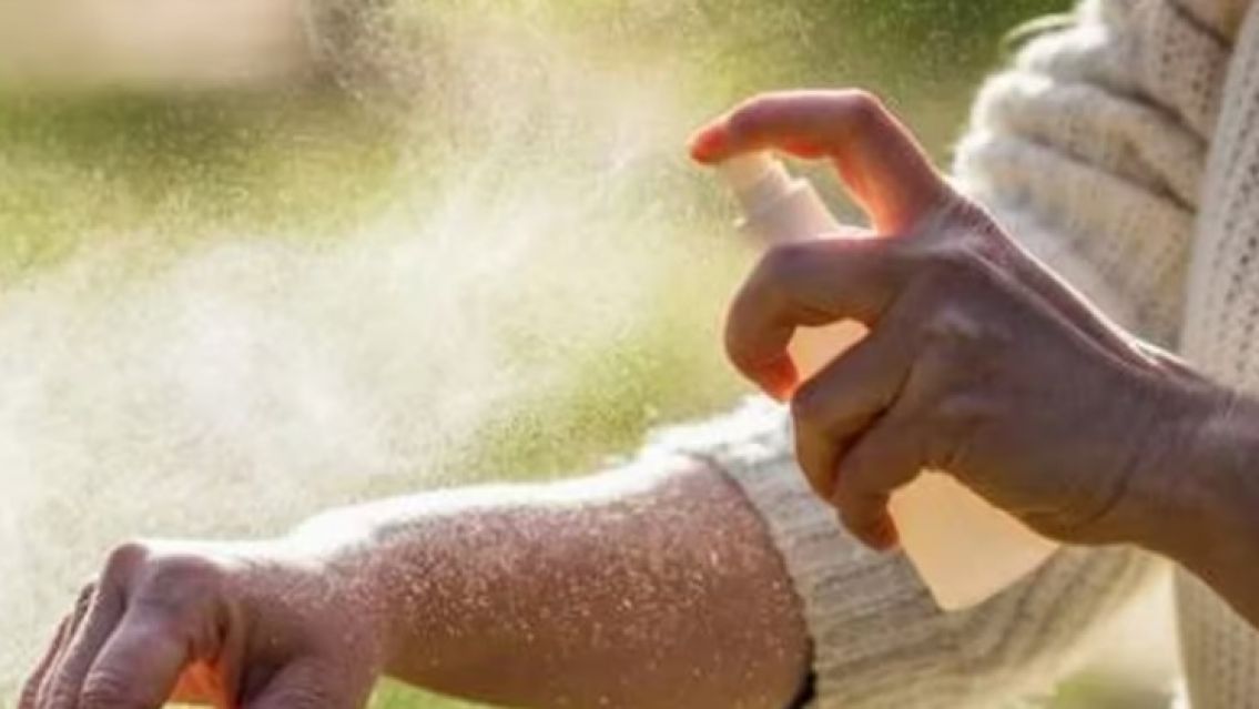 Denuncian la venta de un repelente falso en medio de la epidemia de dengue