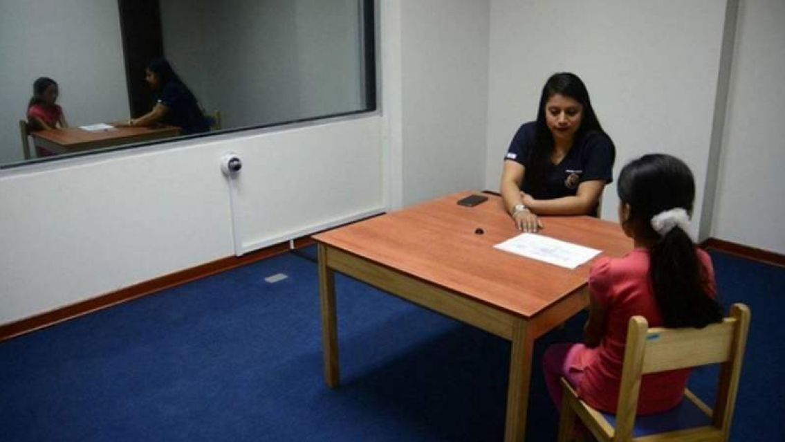 Denunci� maltrato infantil y el menor declarar� en C�mara Gesell. Tiene 5 a�itos