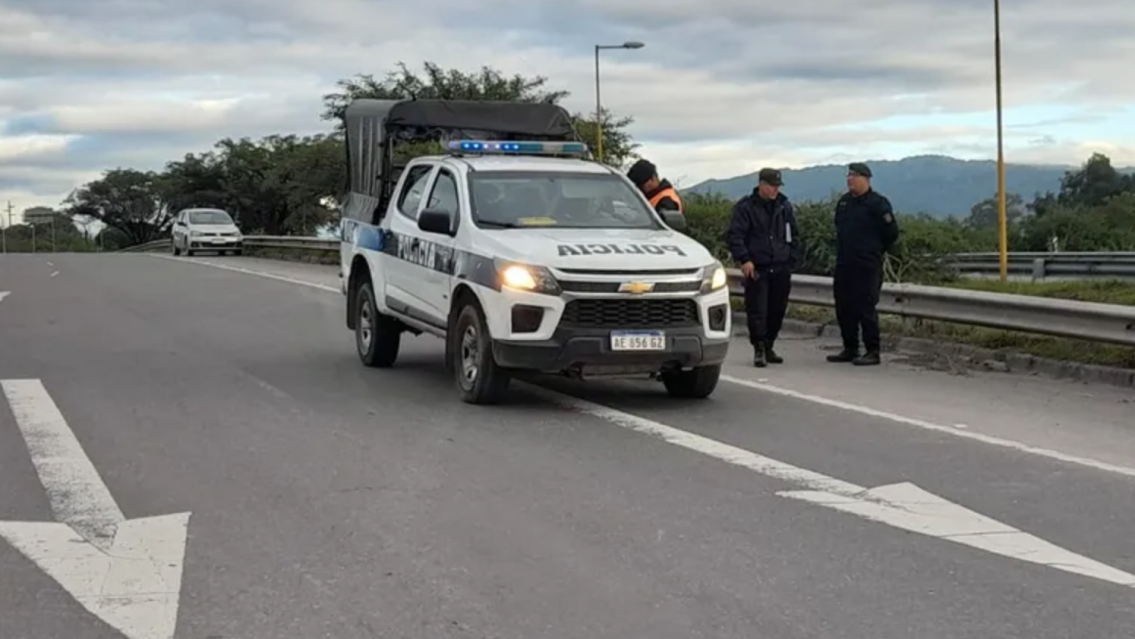Dos motos chocaron de frente en avenida Savio: dos personas quedaron heridas