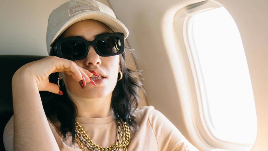 As� festejaron los libertarios que Lali Esp�sito se fue del pa�s