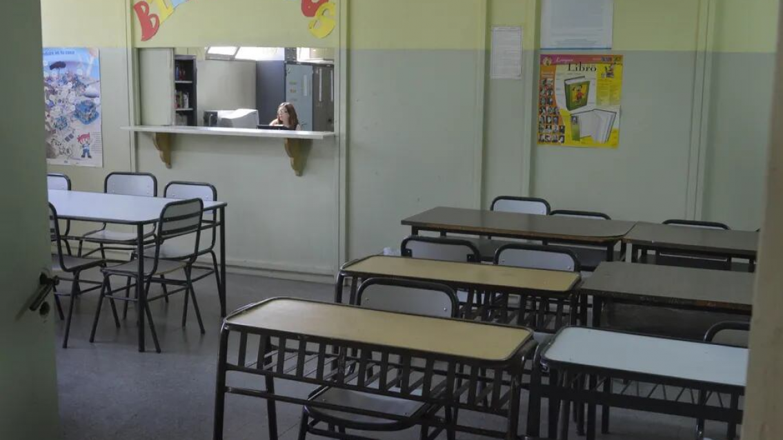 "Le ped� que se saque la capucha", maestra recibi� una paliza de un alumno de 12 a�os