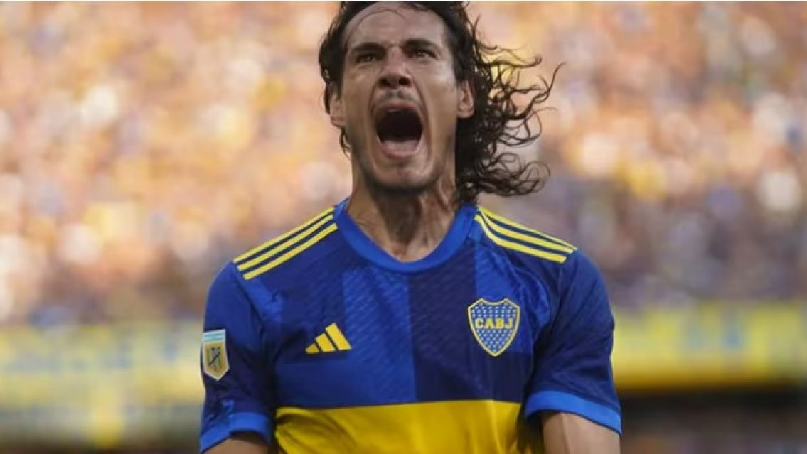 Por qu� Edinson Cavani festeja los goles tirando una flecha al aire: "Un sentido especial"