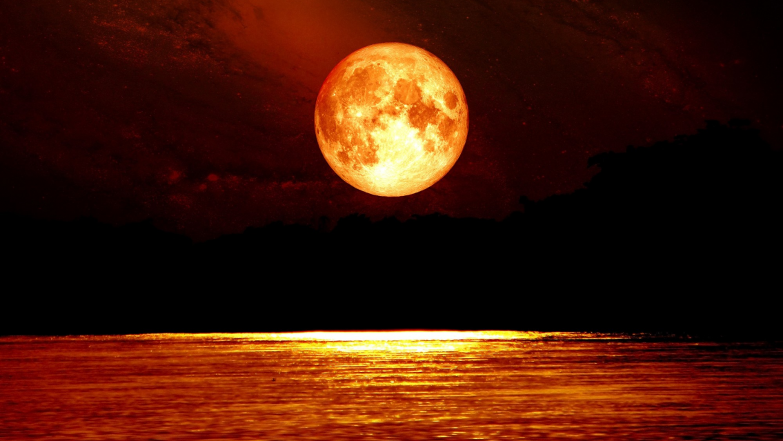 Lleg� la luna llena en Escorpio, c�mo impacta en cada signo. Tiempo de soltar...