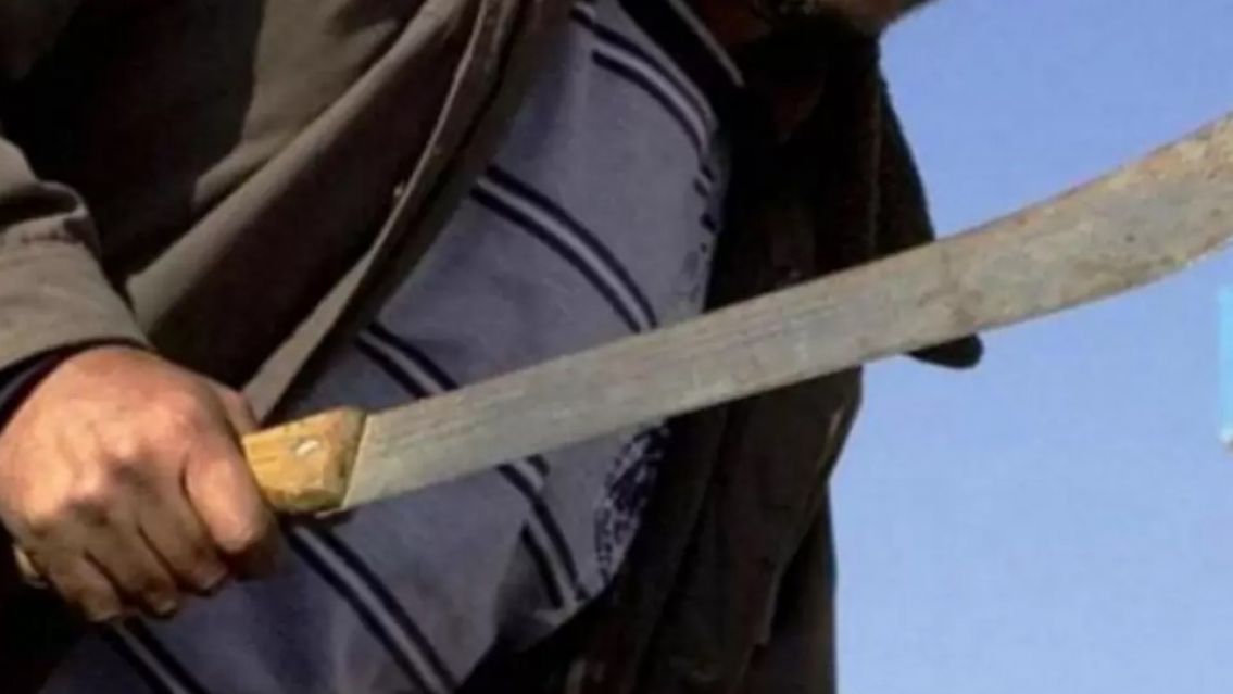 Jujeño atacó a los policías a machetazos y terminó en cana