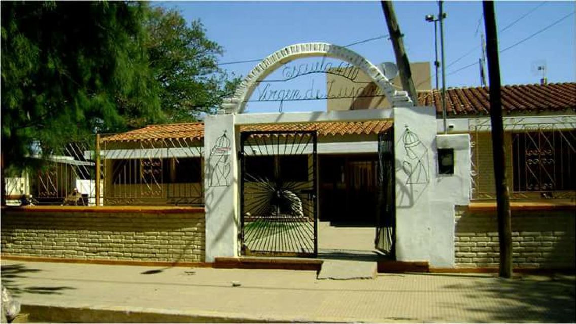 Apareció una 'nueva alumna' en una escuela: "Hizo asustar y llorar a todos"