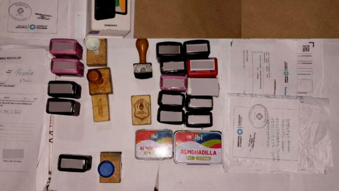 "El certificado que quieras", enfermera norteña es experta en falsificación de documentos