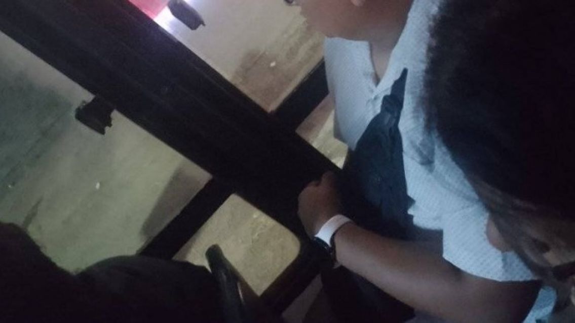 Se pic� en el colectivo: Juje�a pidi� que abran la ventana y se arm� un esc�ndalo