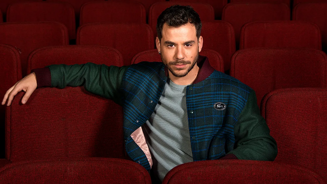 Fer Dente relató cómo es "ser gay" en su caso. "Camino de la mano pensando..."