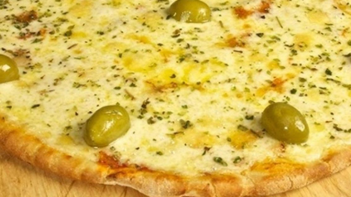 Jujeño fue a comer pizza y cuando le llegó la cuenta no lo podía creer: "Un regalo"