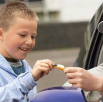 "Sub&iacute;, te dejo en tu casa": abuelo se llev&oacute; a changuito de un parque y le hizo lo peor