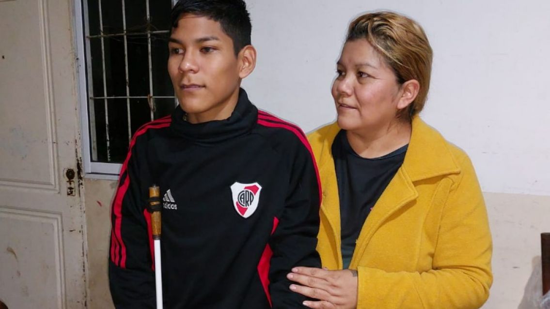 Abrieron una cuenta para ayudar a Pablo, el jujeño que quedó ciego y quiere estudiar