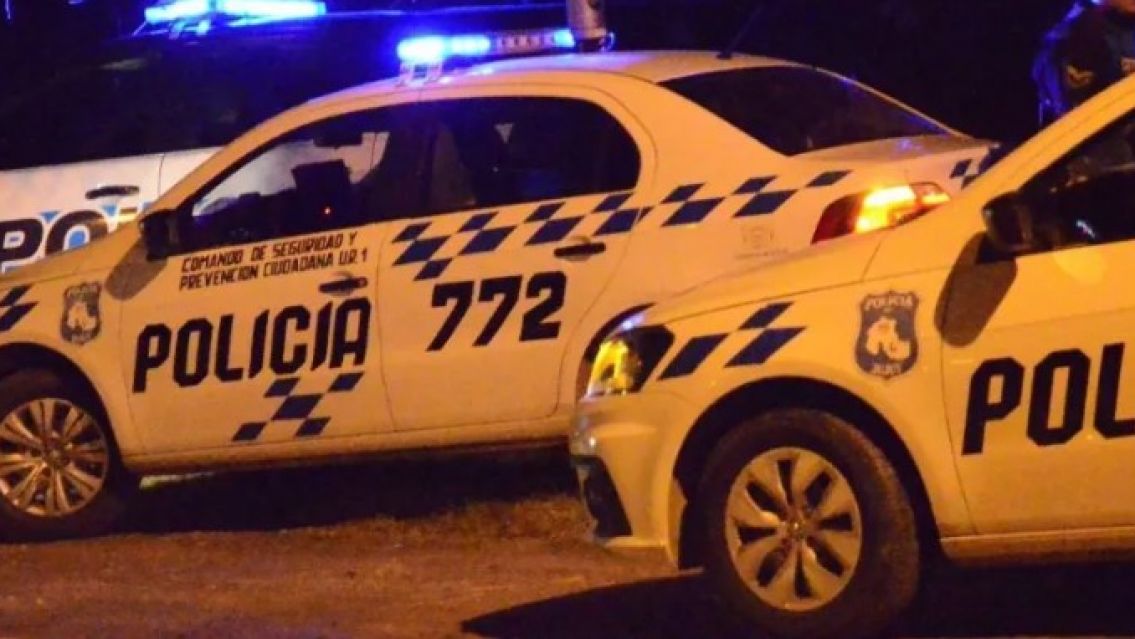 De terror: Juje�o le clav� un tenedor en la cabeza a su ex