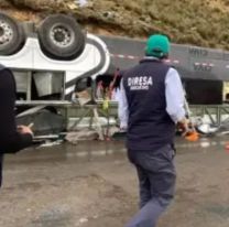 Brutal vuelco de un colectivo: hay 13 muertos y m&aacute;s de 20 heridos