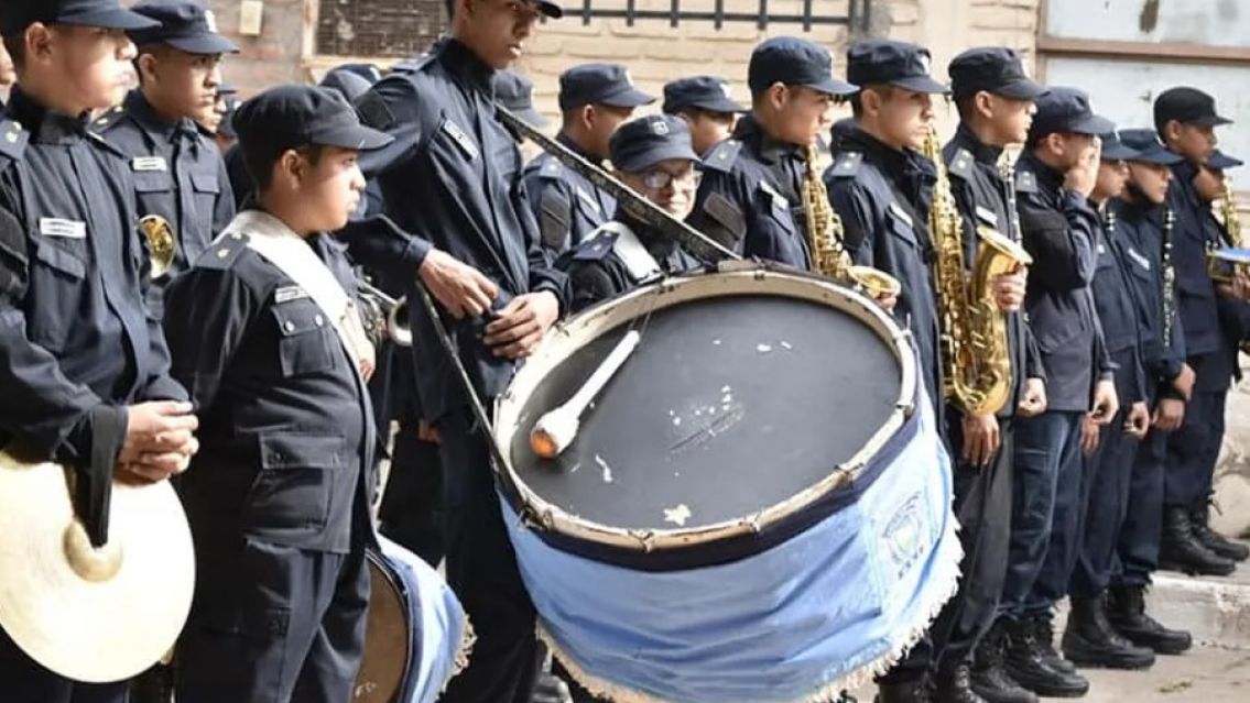 ¿Cierran la banda de música de la Policía? Escándalo dentro de la fuerza