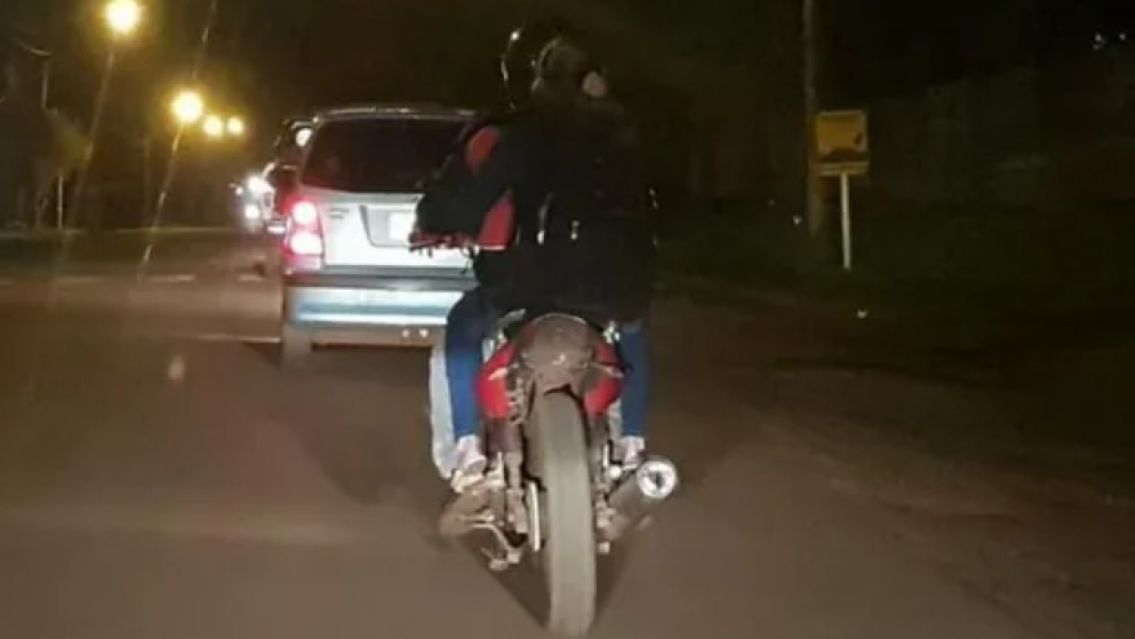 Jujeño iba en su auto cuando le aparecieron motociclistas armados con escopeta