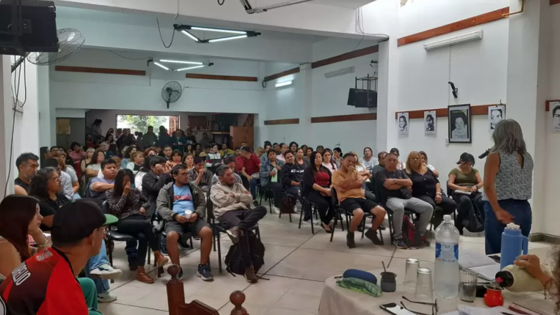 Docentes secundarios de Jujuy rechazan el aumento: quieren $20 Mil por hora cátedra