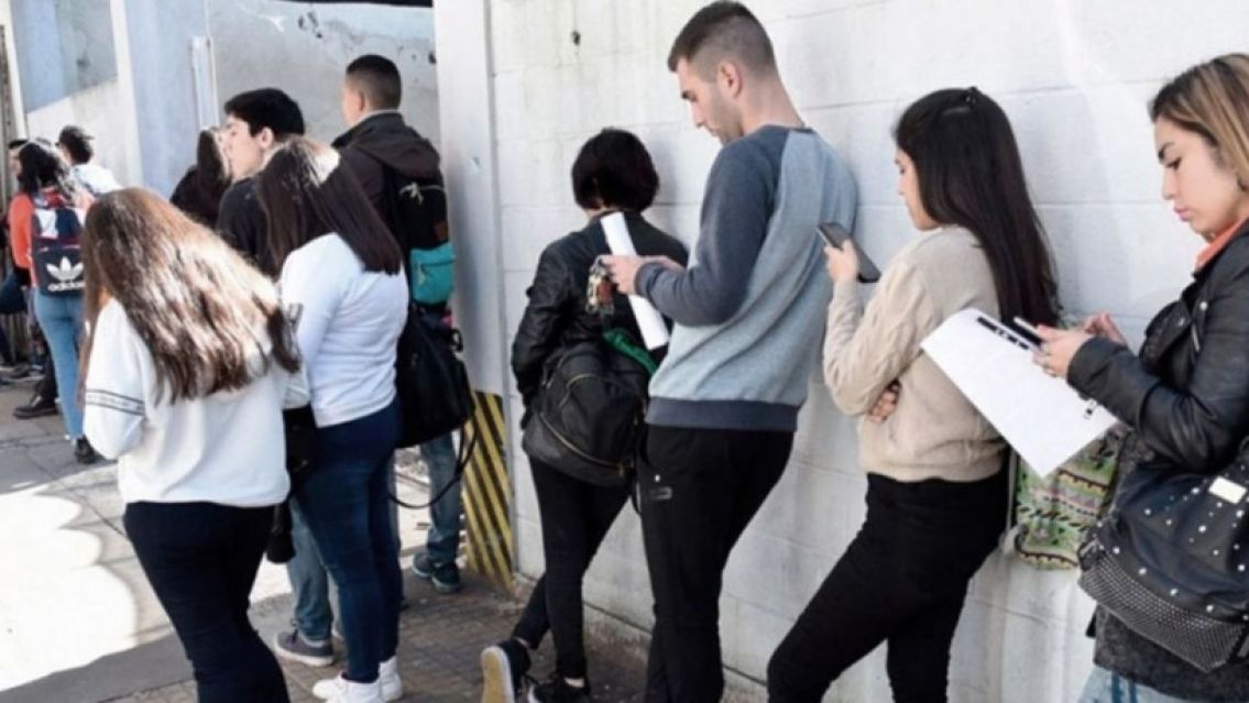 Fuerte ca�da en el empleo: Se cerraron 275.000 cuentas sueldo en el primer trimestre