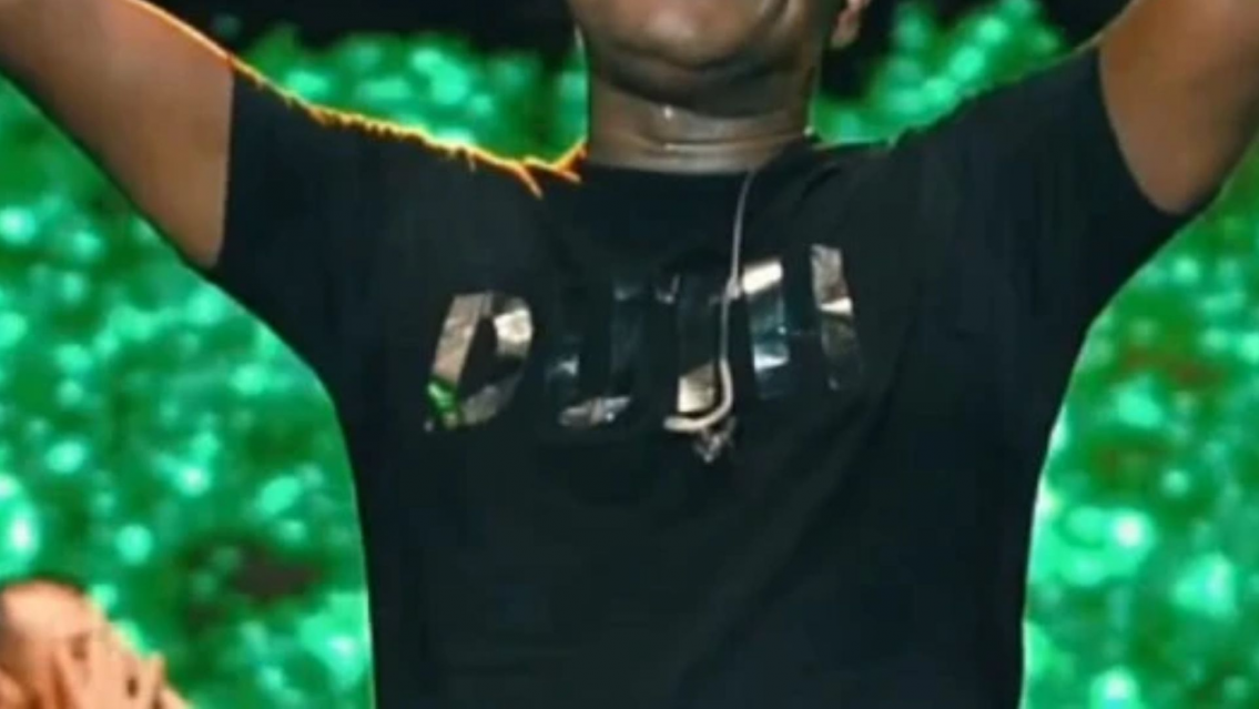 Muri� el cantante m�s querido de la m�sica latina: se "desmay�" y no pudieron salvarlo